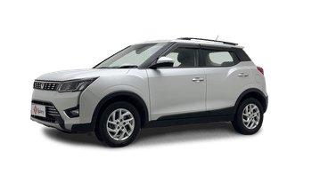Used 2023 Mahindra XUV 300 W8 1.5 Diesel Diesel Manual Image