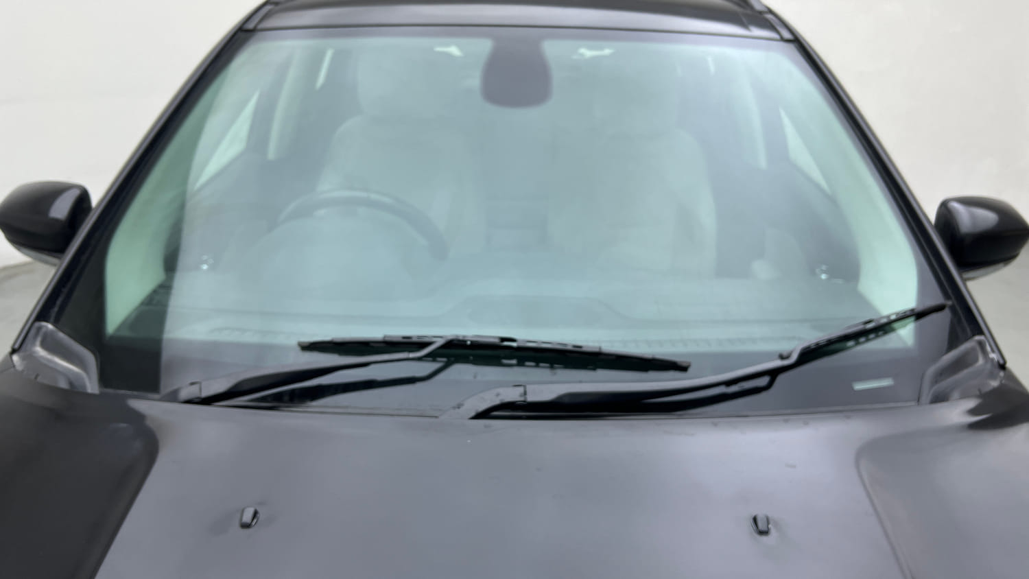 Used 2018 Jeep Compass Limited 1.4 Petrol AT Petrol Automatic exterior FRONT WINDSHIELD VIEW