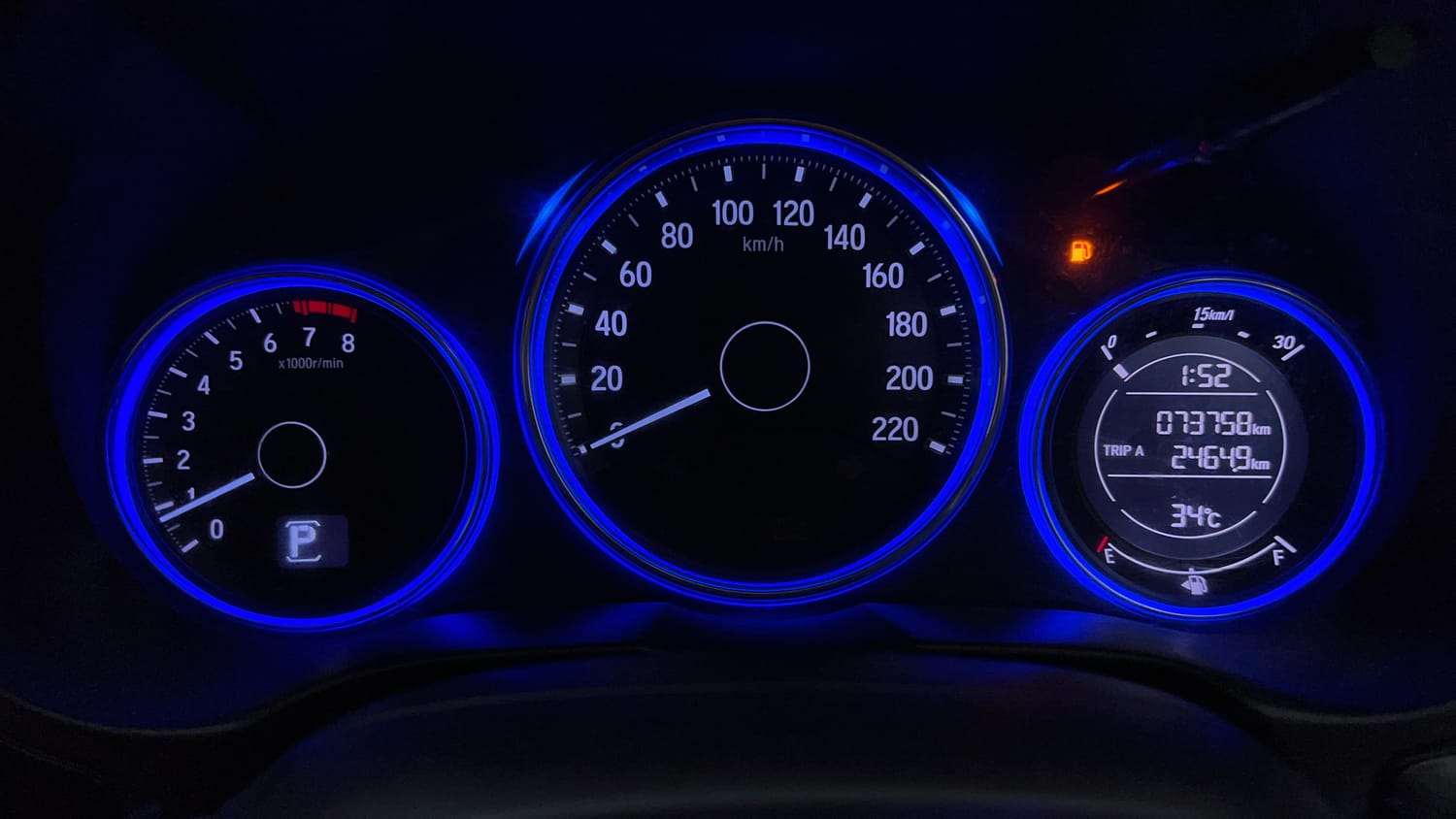Used 2015 Honda City VX CVT Petrol Automatic interior CLUSTERMETER VIEW