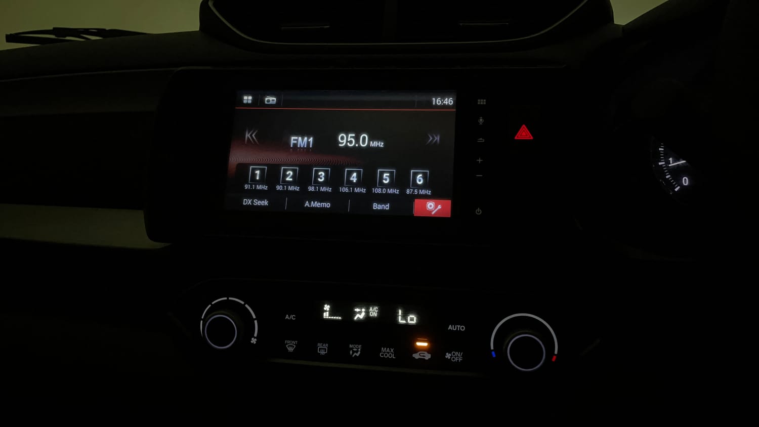 Used 2023 Honda Amaze VX 1.2 Petrol CVT Petrol Automatic top_features Touch screen infotainment system