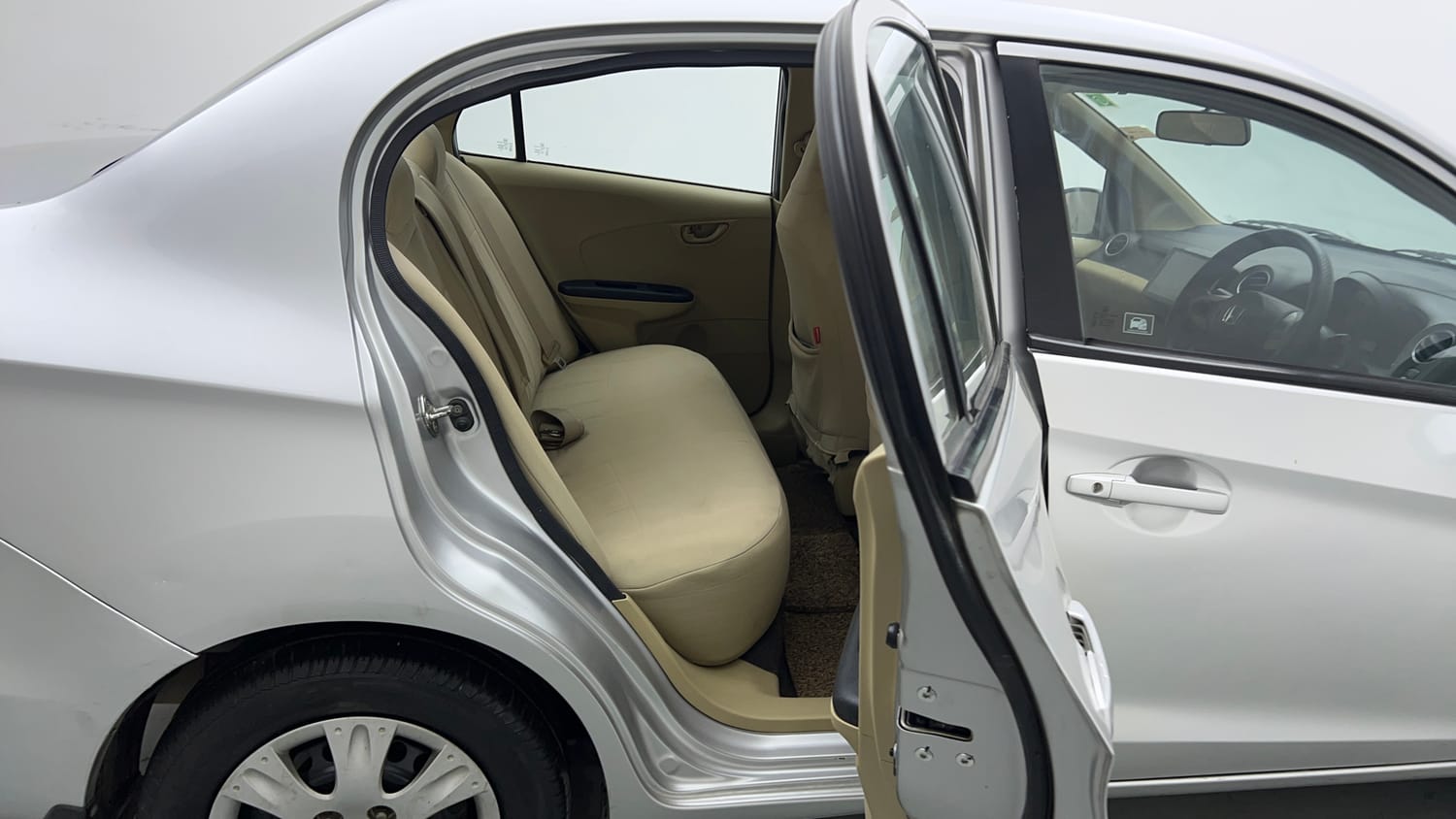 Used 2015 Honda Amaze 1.2 S i-VTEC Petrol Manual interior RIGHT SIDE REAR DOOR CABIN VIEW