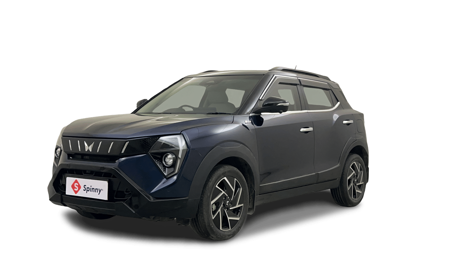 Used 2025 Mahindra XUV 3XO AX7L 1.2 Petrol AT Petrol Automatic Image