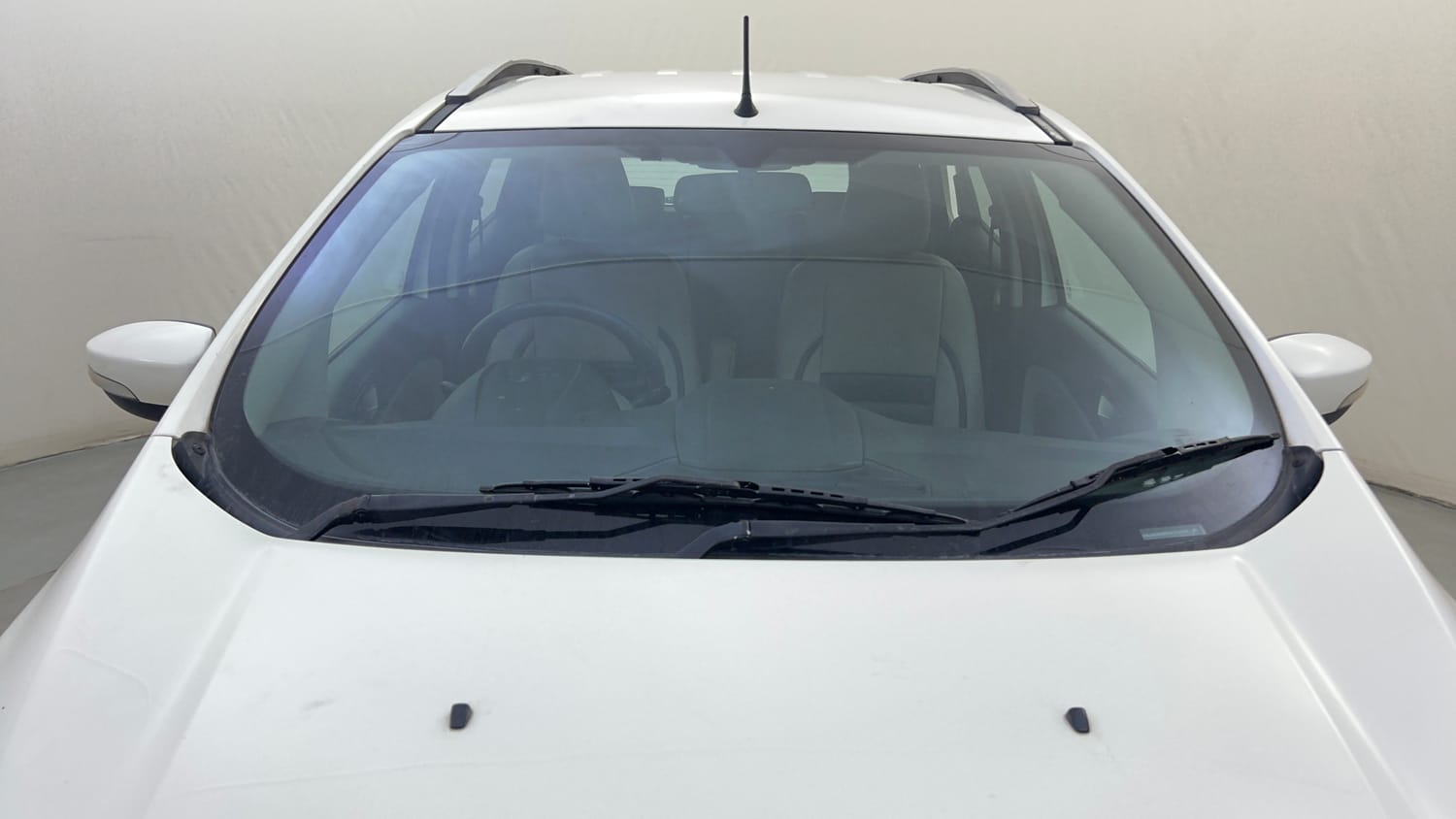 Used 2015 Ford EcoSport Titanium 1.5 TDCi Diesel Manual exterior FRONT WINDSHIELD VIEW