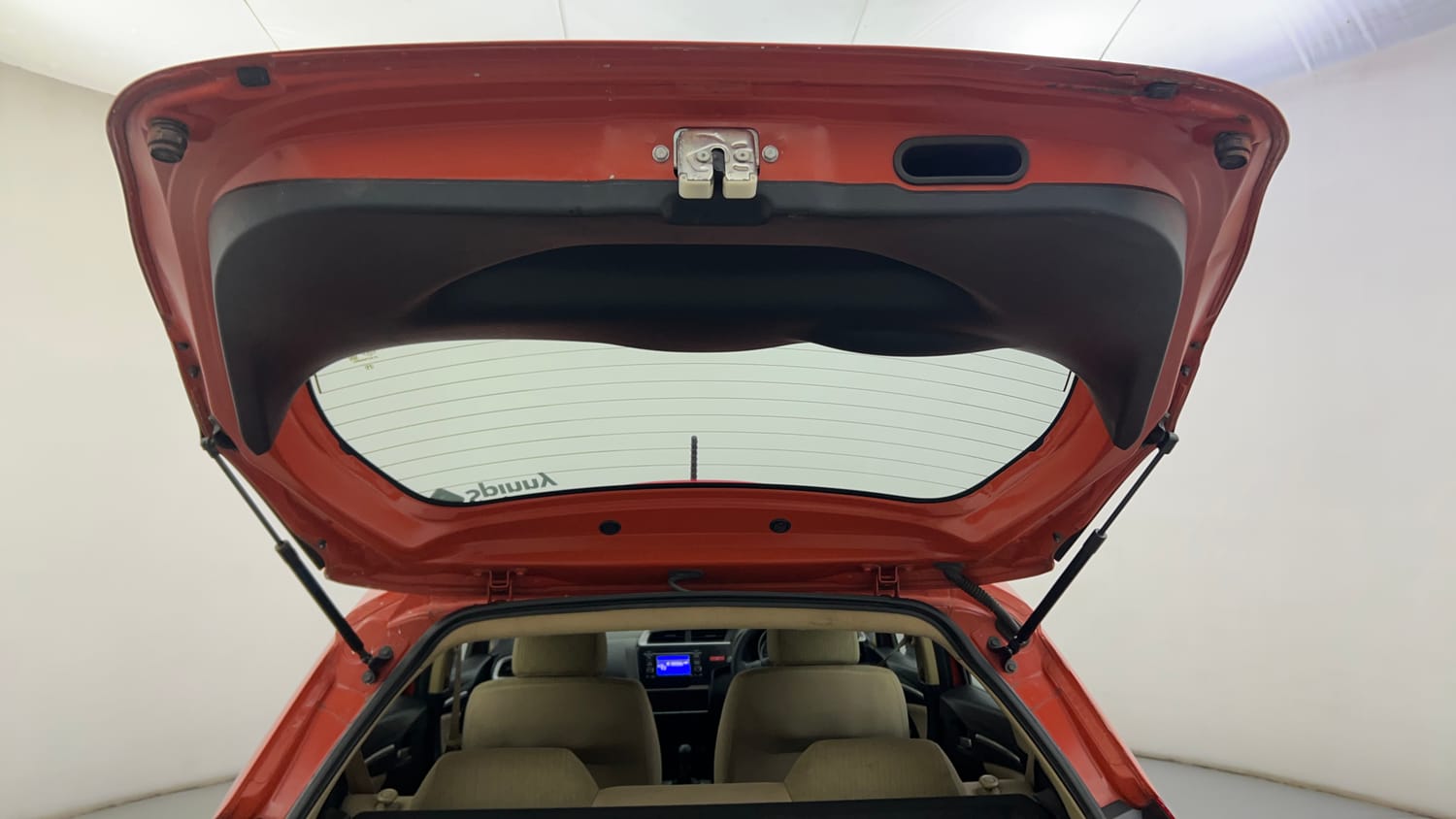 Used 2015 Honda Jazz V Petrol Petrol Manual interior DICKY DOOR OPEN VIEW