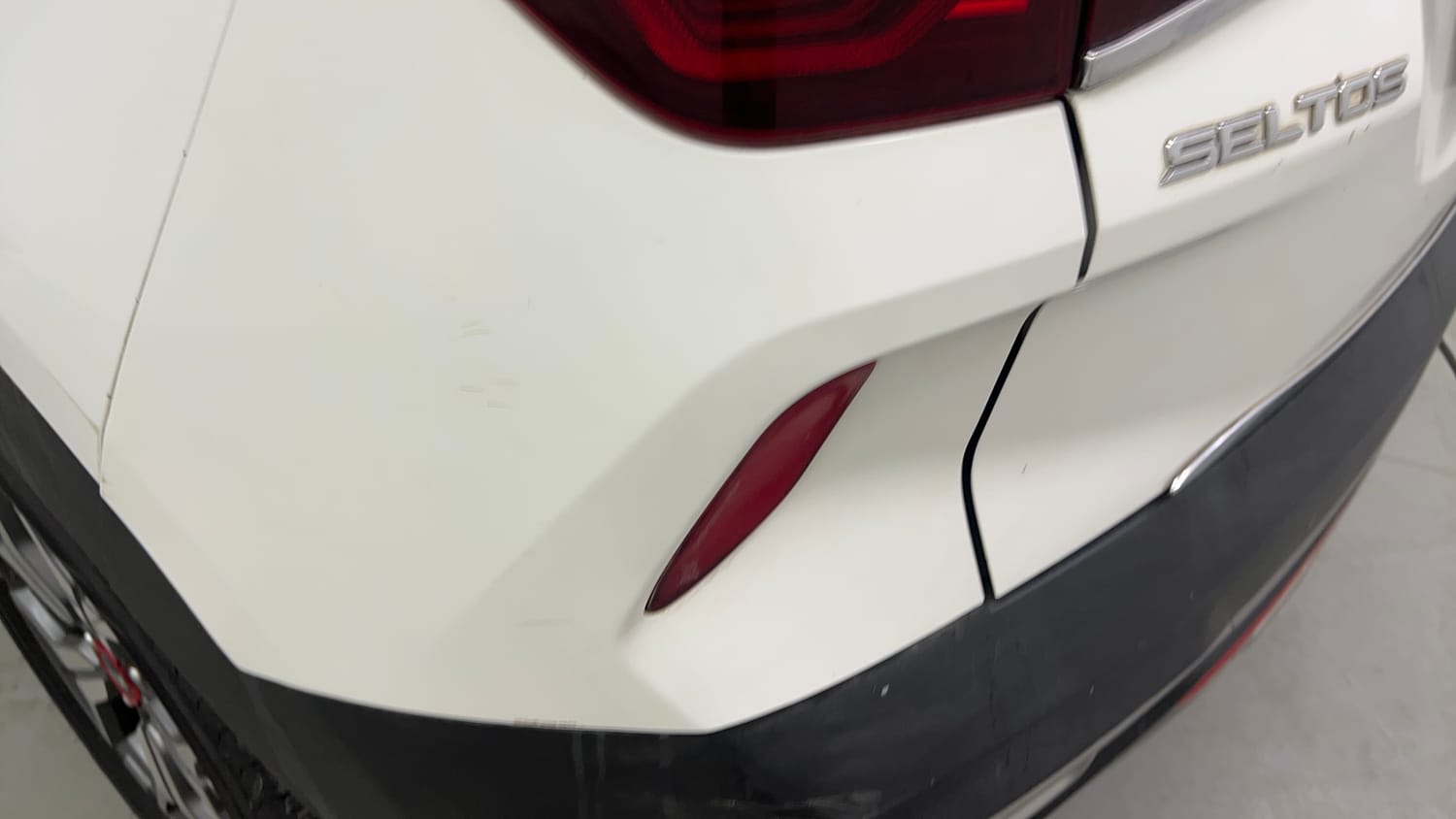 Used 2020 Kia Seltos GTX Plus AT 1.5 Diesel Diesel Automatic dents MINOR SCRATCH