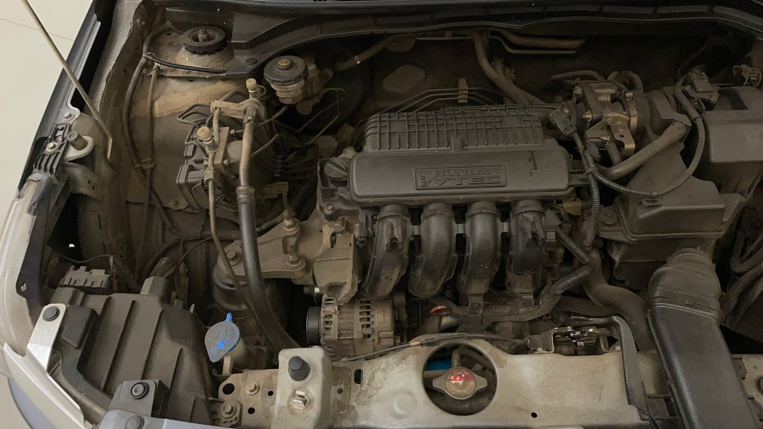 Used 2023 Honda Amaze VX 1.2 Petrol CVT Petrol Automatic engine ENGINE RIGHT SIDE VIEW