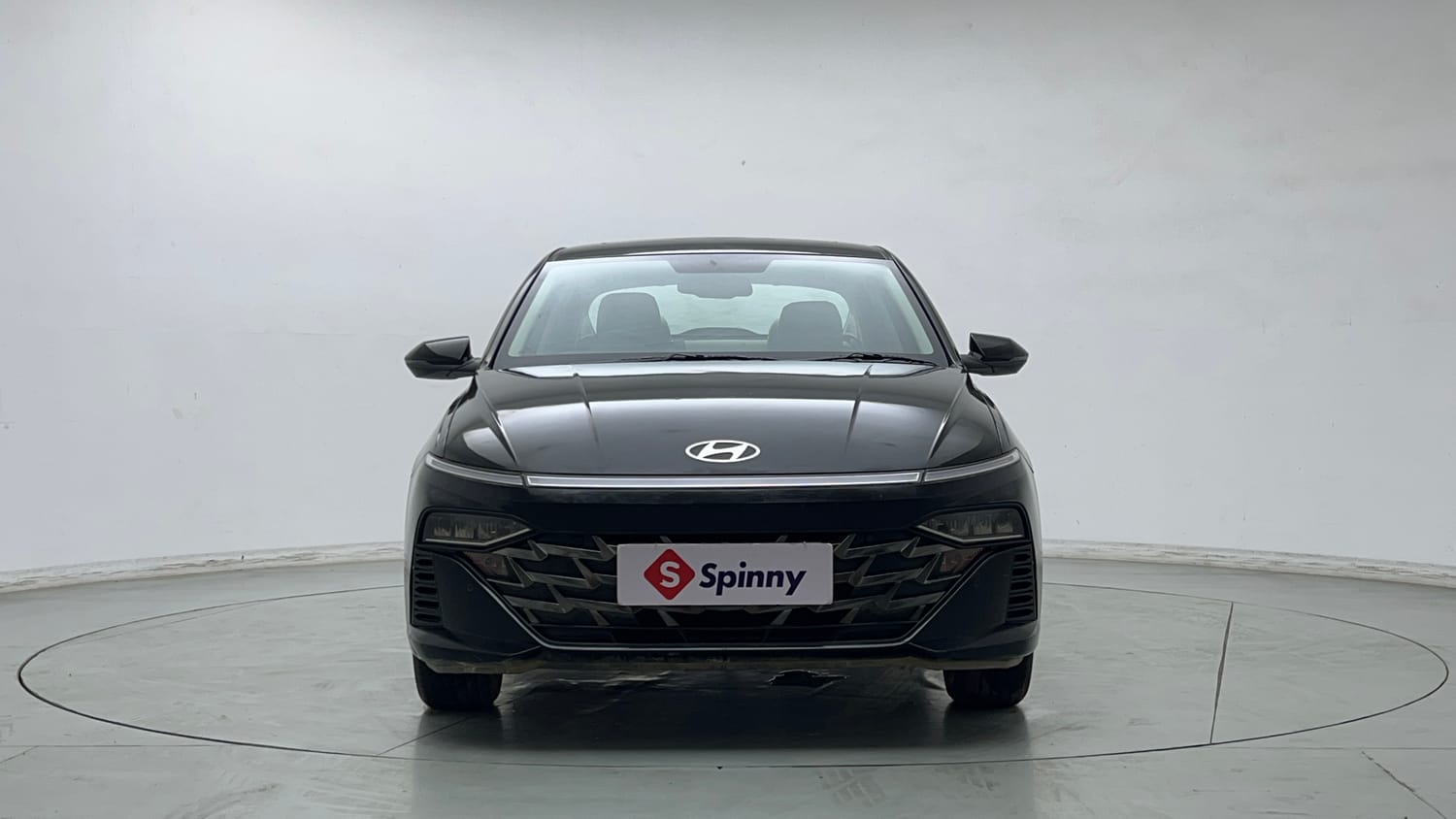 Used 2024 Hyundai Verna SX (O)1.5 Petrol MT Petrol Manual exterior FRONT VIEW