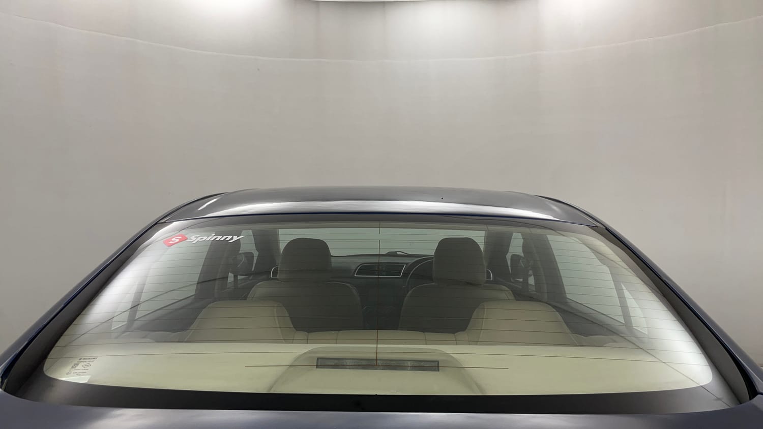 Used 2018 Maruti Suzuki Ciaz Sigma 1.4 MT Petrol Manual exterior BACK WINDSHIELD VIEW