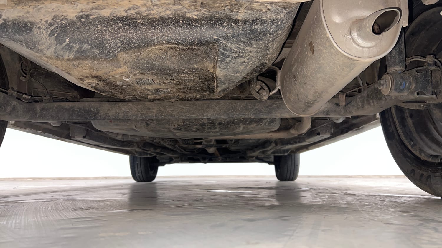 Used 2025 Tata Tiago XT Petrol Manual extra REAR UNDERBODY VIEW (TAKEN FROM REAR)