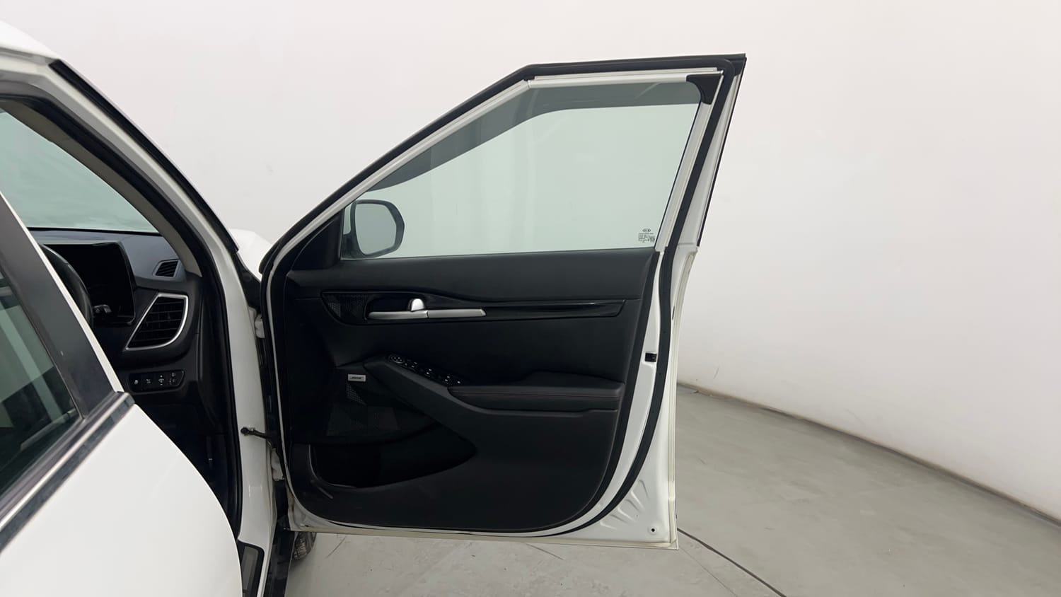 Used 2020 Kia Seltos GTX Plus AT 1.5 Diesel Diesel Automatic interior RIGHT FRONT DOOR OPEN VIEW
