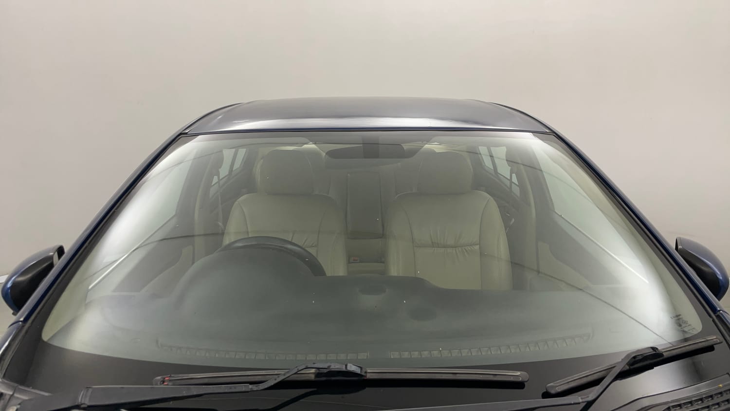 Used 2018 Maruti Suzuki Ciaz Sigma 1.4 MT Petrol Manual exterior FRONT WINDSHIELD VIEW
