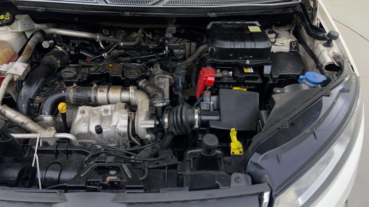Used 2015 Ford EcoSport Titanium 1.5 TDCi Diesel Manual engine ENGINE LEFT SIDE VIEW