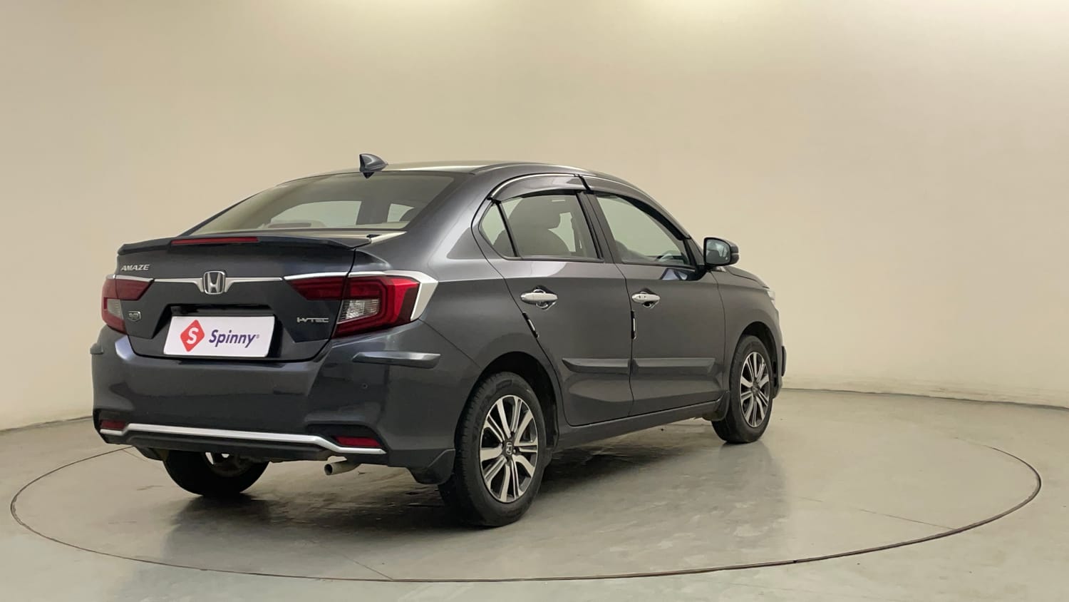 Used 2023 Honda Amaze VX 1.2 Petrol CVT Petrol Automatic exterior RIGHT REAR CORNER VIEW