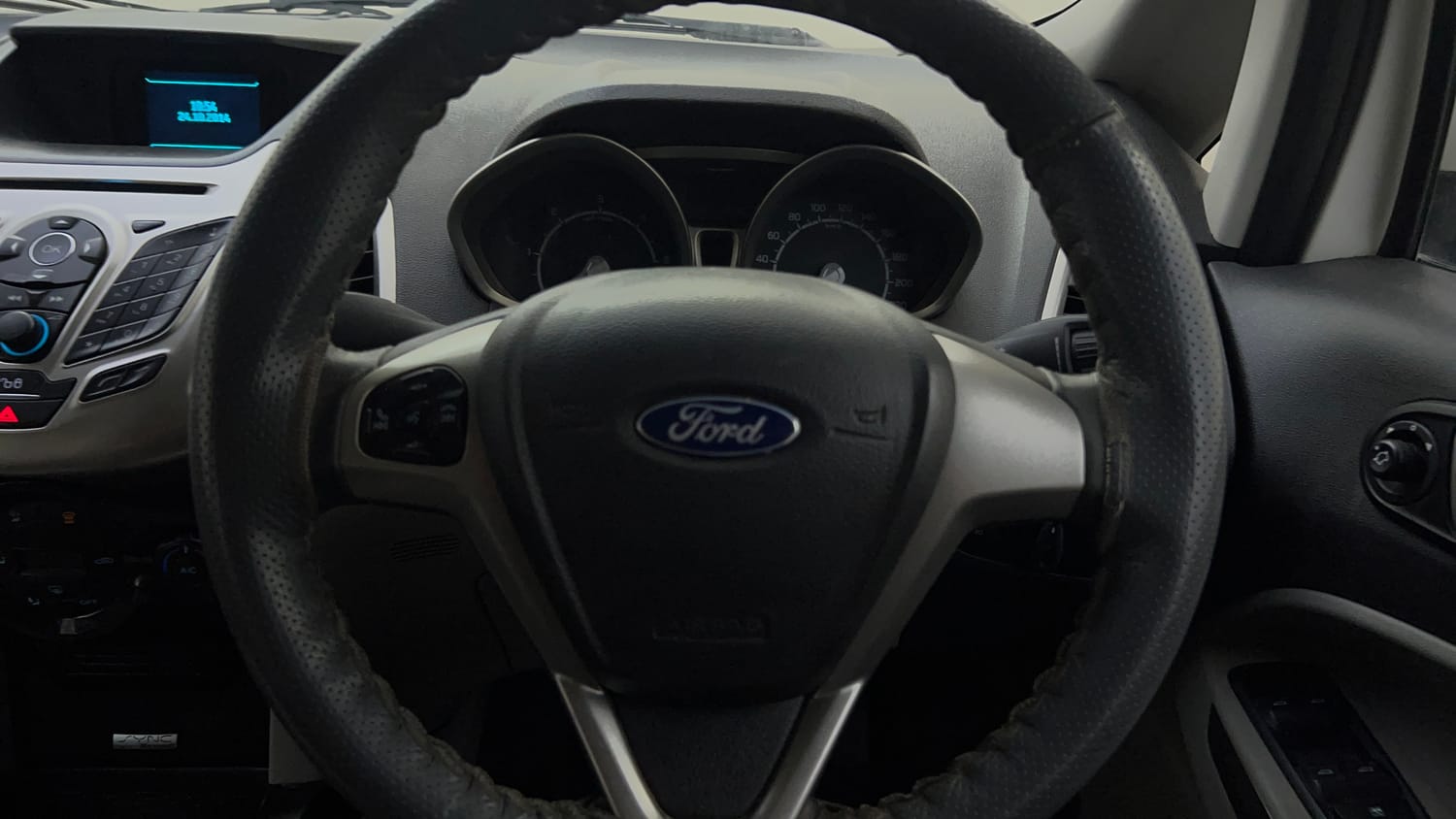 Used 2015 Ford EcoSport Titanium 1.5 TDCi Diesel Manual top_features Airbags