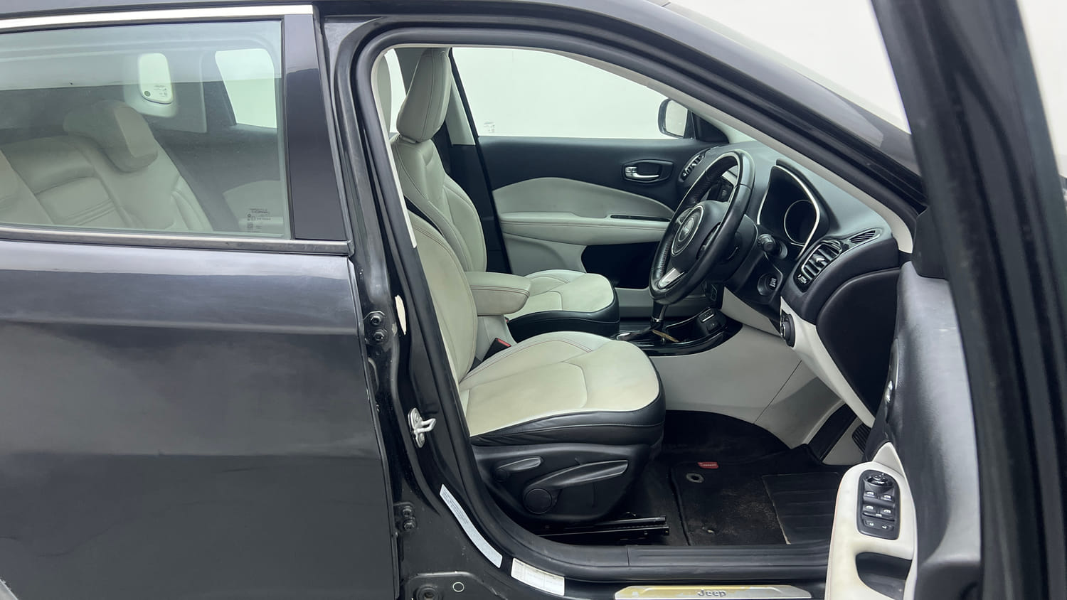 Used 2018 Jeep Compass Limited 1.4 Petrol AT Petrol Automatic interior RIGHT SIDE FRONT DOOR CABIN VIEW