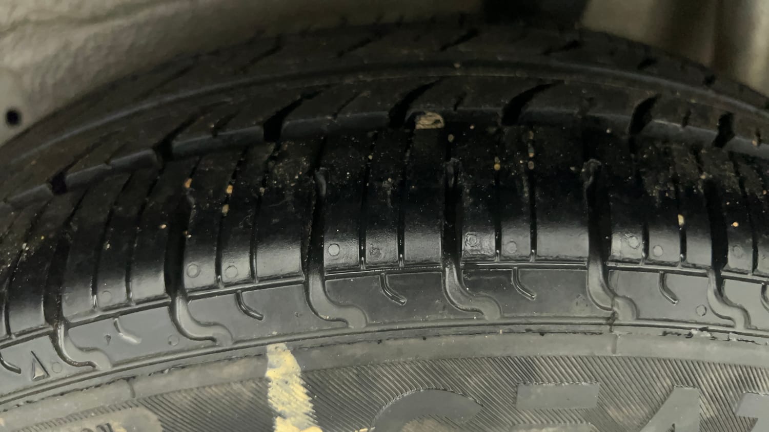 Used 2017 Maruti Suzuki Celerio ZXi Petrol Manual tyres LEFT REAR TYRE TREAD VIEW