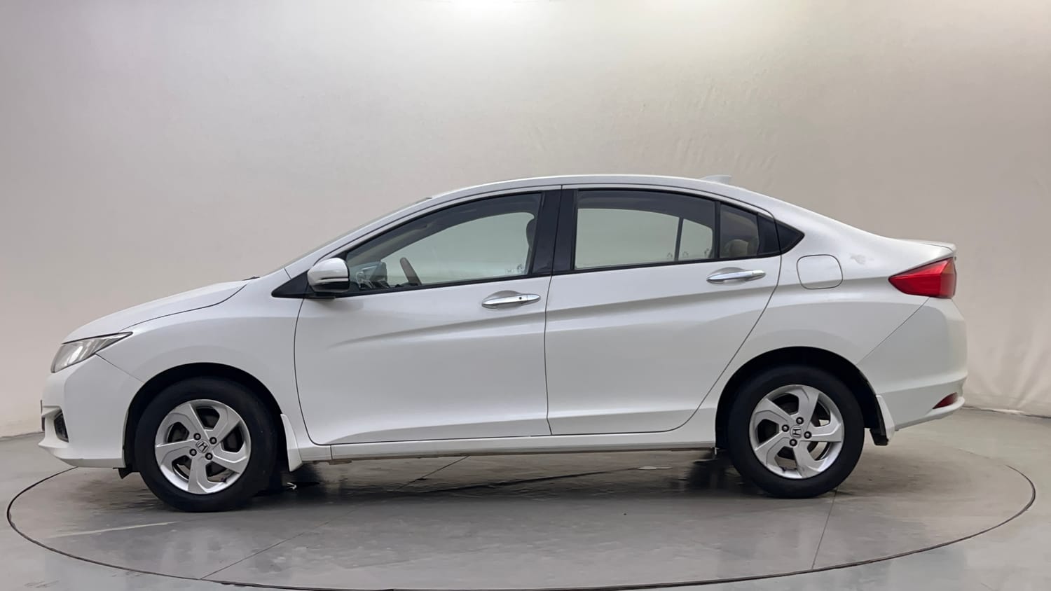 Used 2015 Honda City VX CVT Petrol Automatic exterior LEFT SIDE VIEW