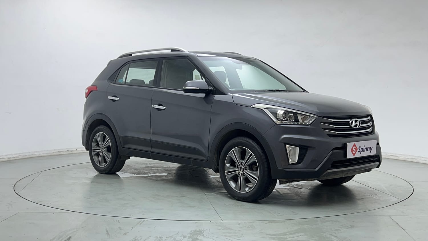 Used 2017 Hyundai Creta SX Plus 1.6 AT Petrol Petrol Automatic exterior RIGHT FRONT CORNER VIEW