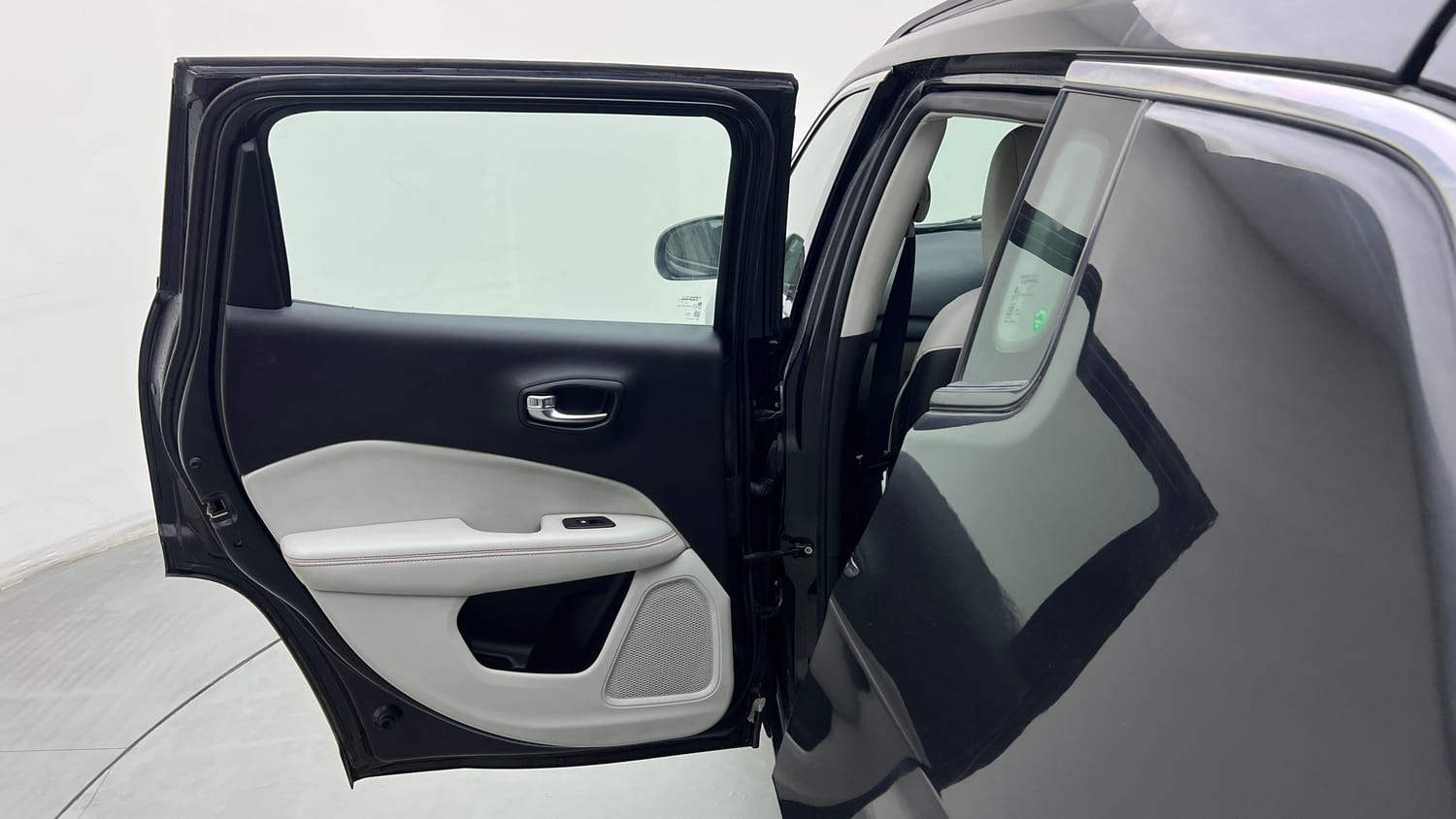Used 2018 Jeep Compass Limited 1.4 Petrol AT Petrol Automatic interior LEFT REAR DOOR OPEN VIEW