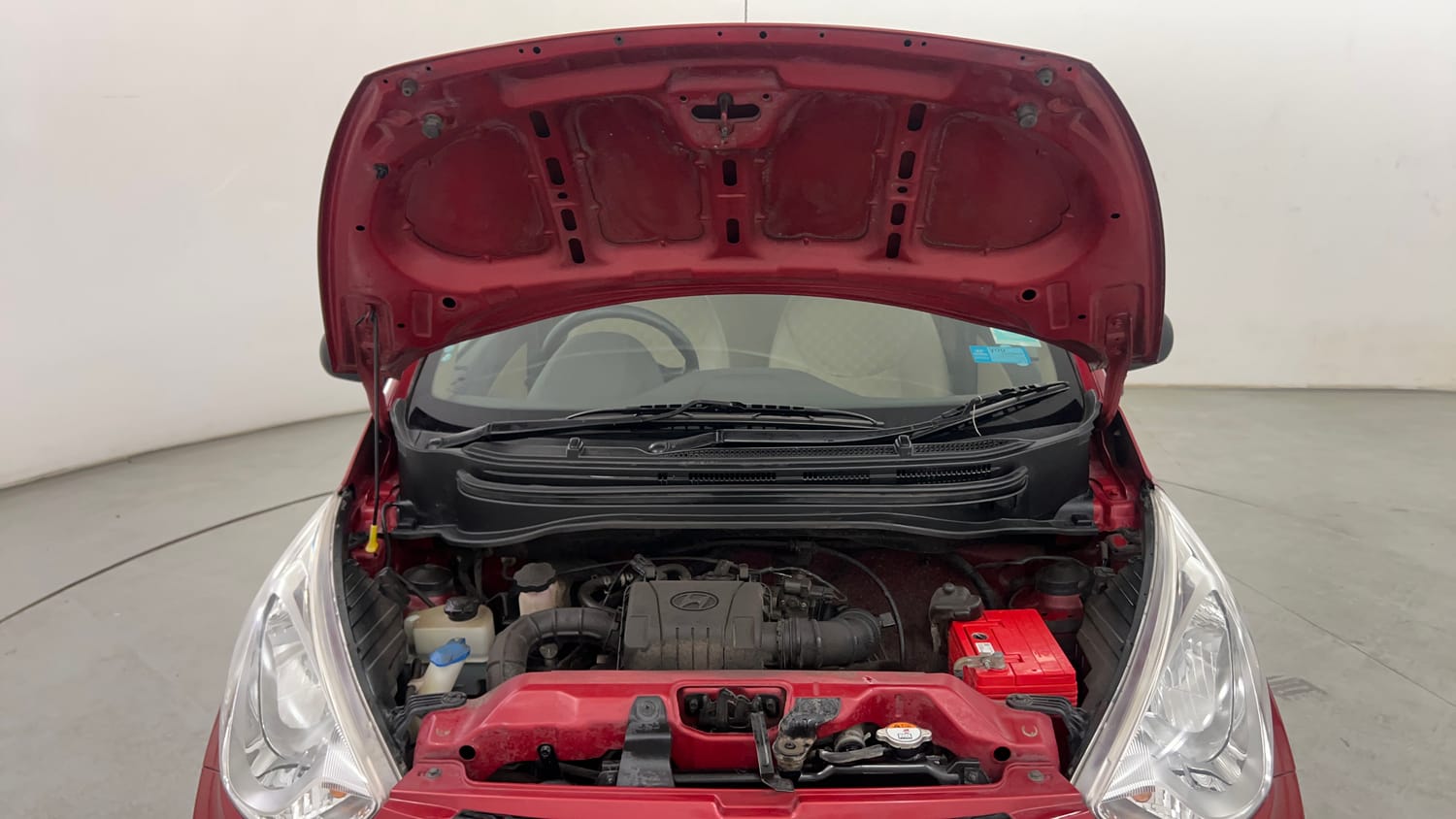 Used 2018 Hyundai Eon Magna + Petrol Manual engine ENGINE & BONNET OPEN FRONT VIEW