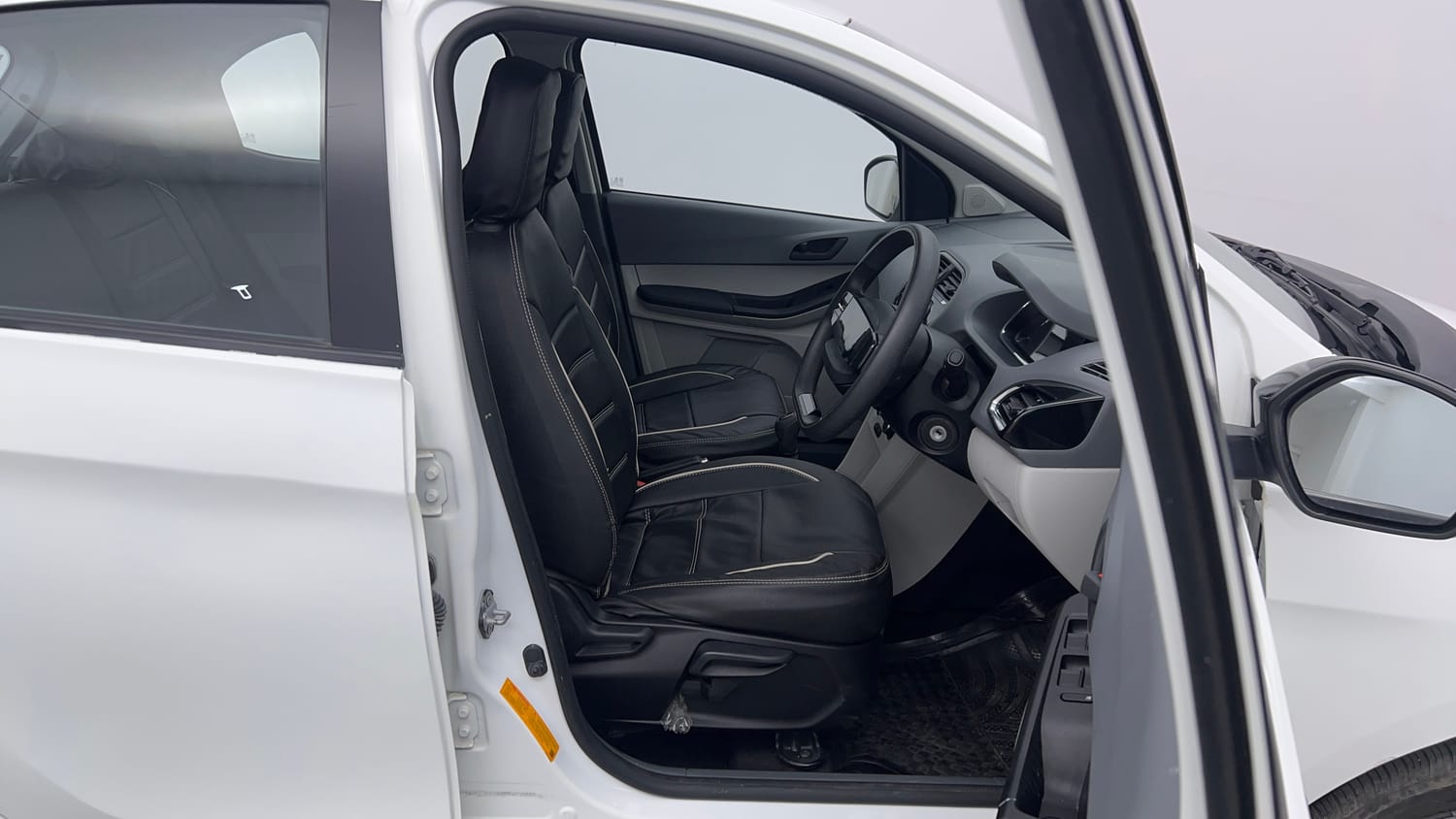 Used 2025 Tata Tiago XT Petrol Manual interior RIGHT SIDE FRONT DOOR CABIN VIEW