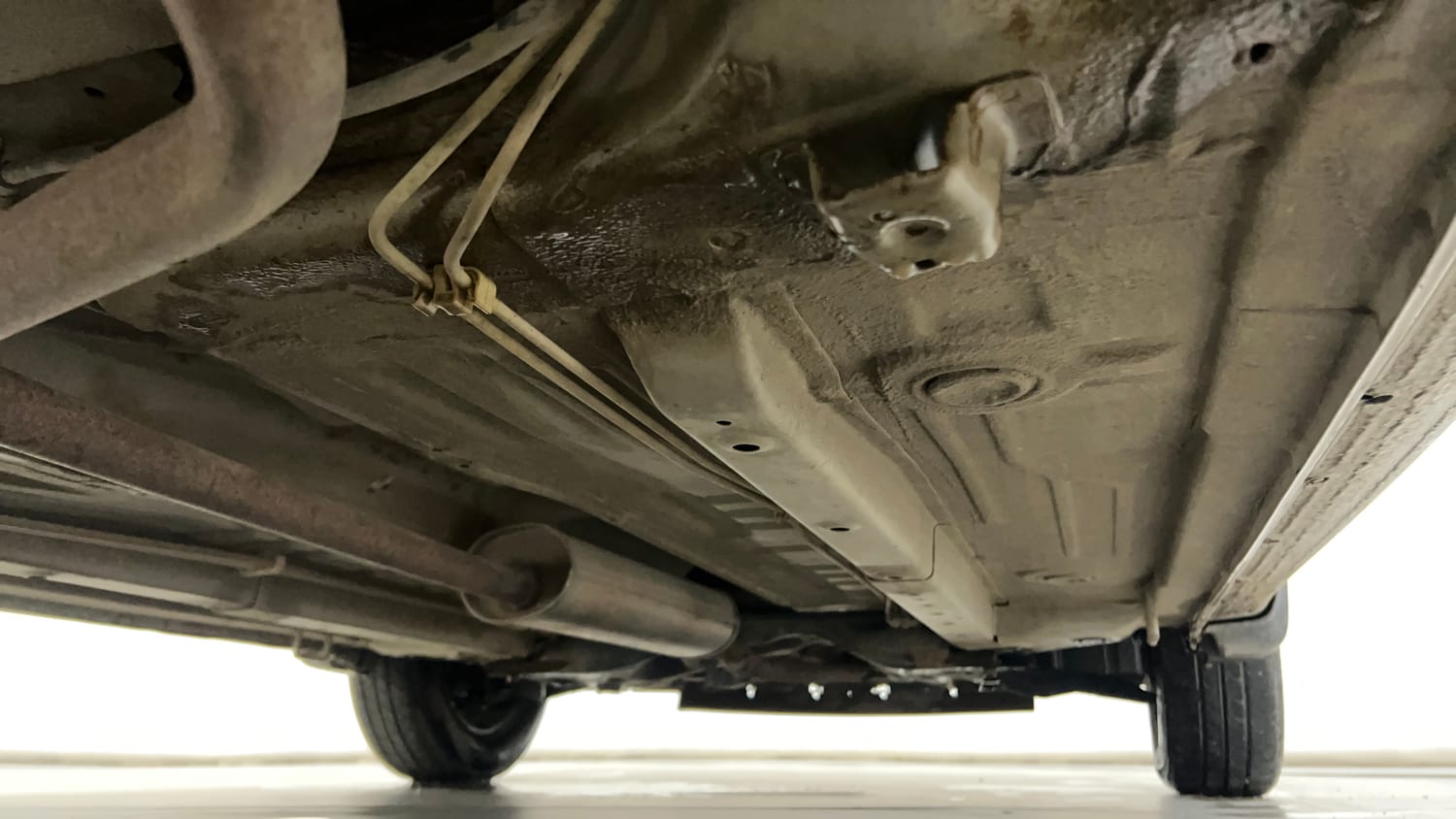 Used 2017 Maruti Suzuki Celerio ZXi Petrol Manual extra REAR RIGHT UNDERBODY VIEW