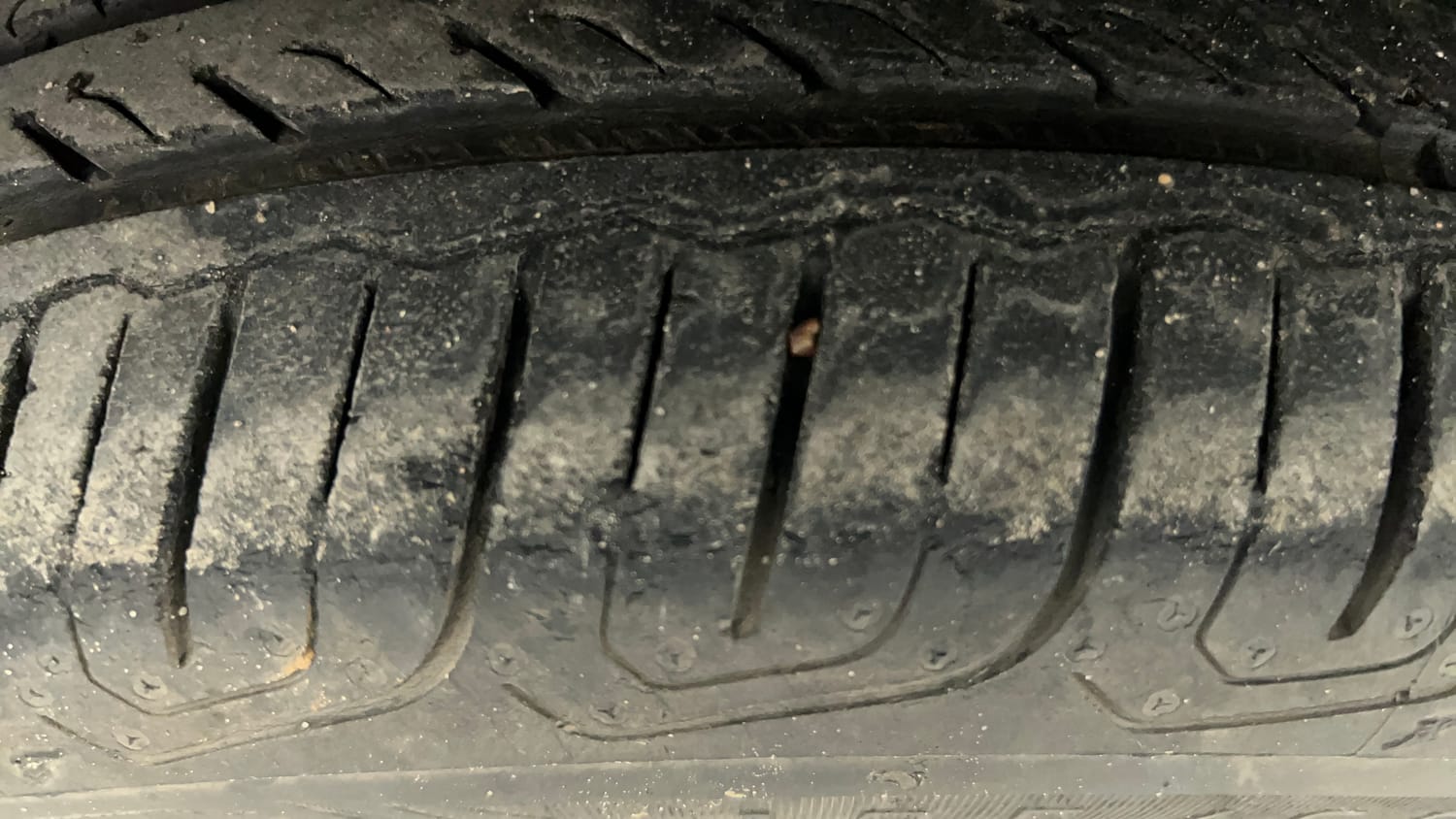 Used 2015 Honda Jazz V Petrol Petrol Manual tyres LEFT FRONT TYRE TREAD VIEW