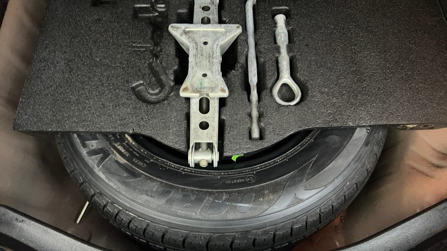 Used 2015 Honda Jazz V Petrol Petrol Manual tyres SPARE TYRE VIEW