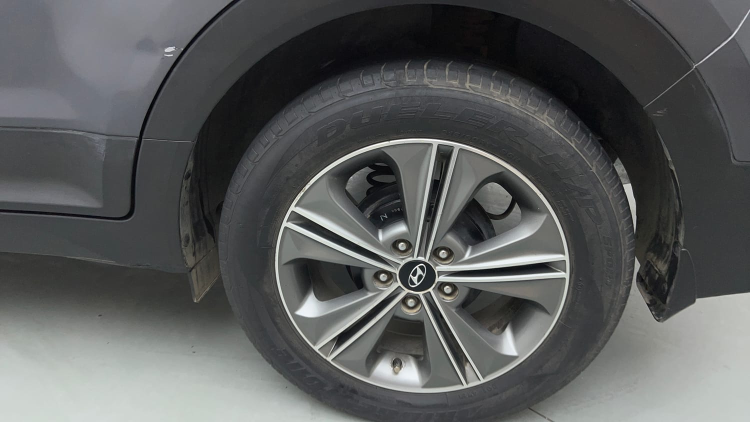 Used 2017 Hyundai Creta SX Plus 1.6 AT Petrol Petrol Automatic tyres LEFT REAR TYRE RIM VIEW