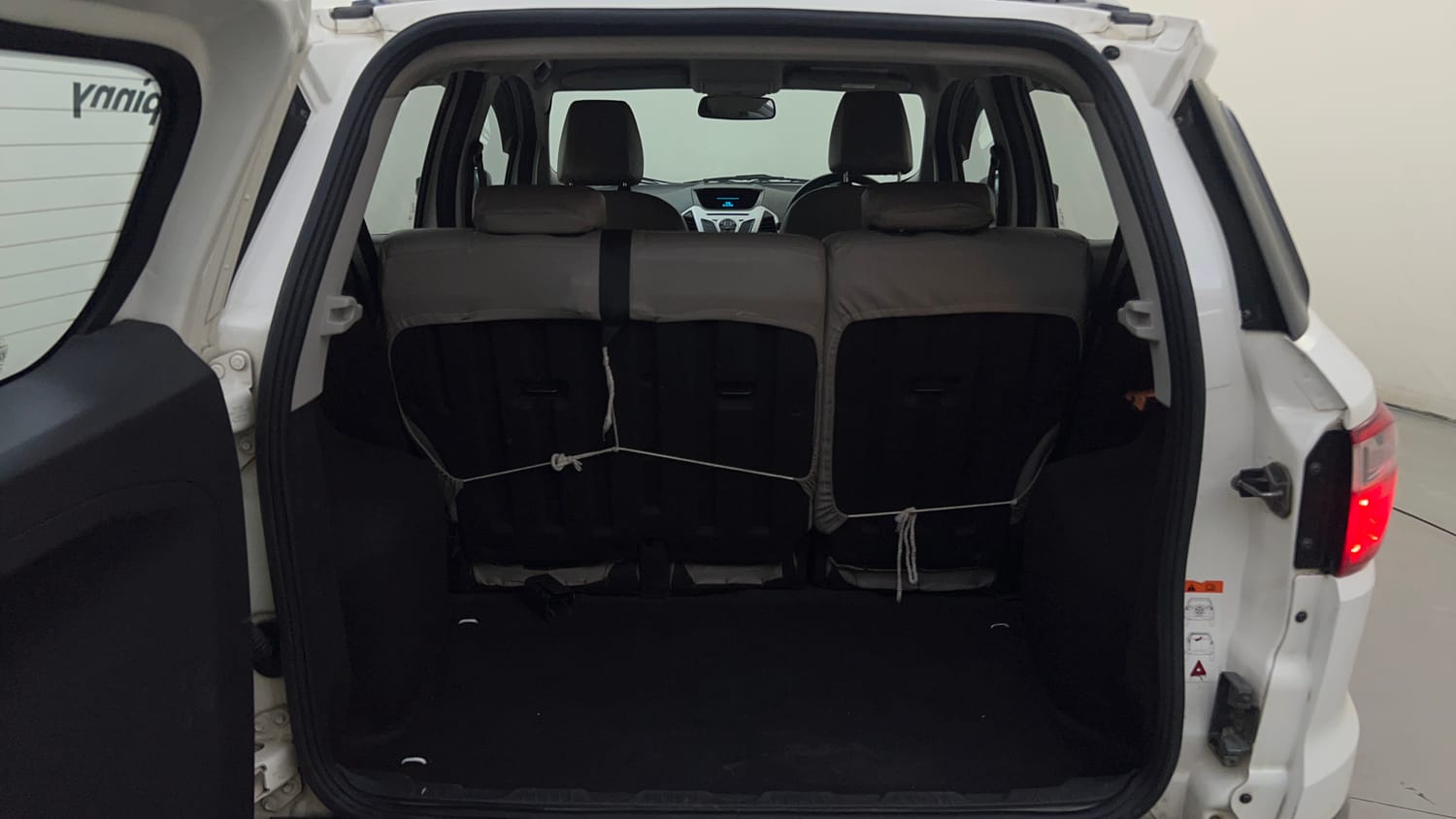 Used 2015 Ford EcoSport Titanium 1.5 TDCi Diesel Manual interior DICKY INSIDE VIEW