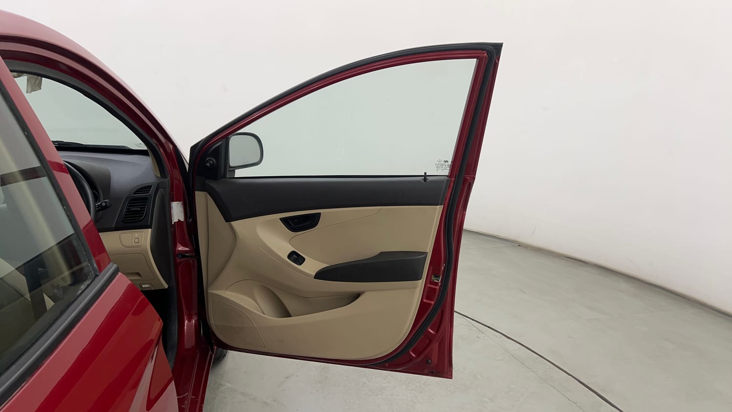 Used 2018 Hyundai Eon Magna + Petrol Manual interior RIGHT FRONT DOOR OPEN VIEW
