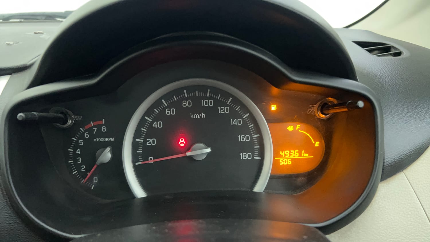 Used 2017 Maruti Suzuki Celerio ZXi Petrol Manual interior CLUSTERMETER VIEW