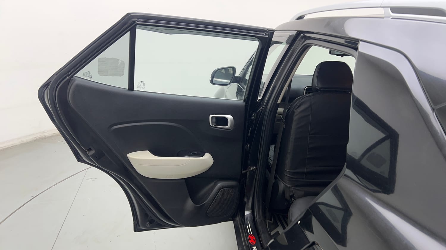 Used 2022 Hyundai Venue SX 1.2 Petrol Petrol Manual interior LEFT REAR DOOR OPEN VIEW