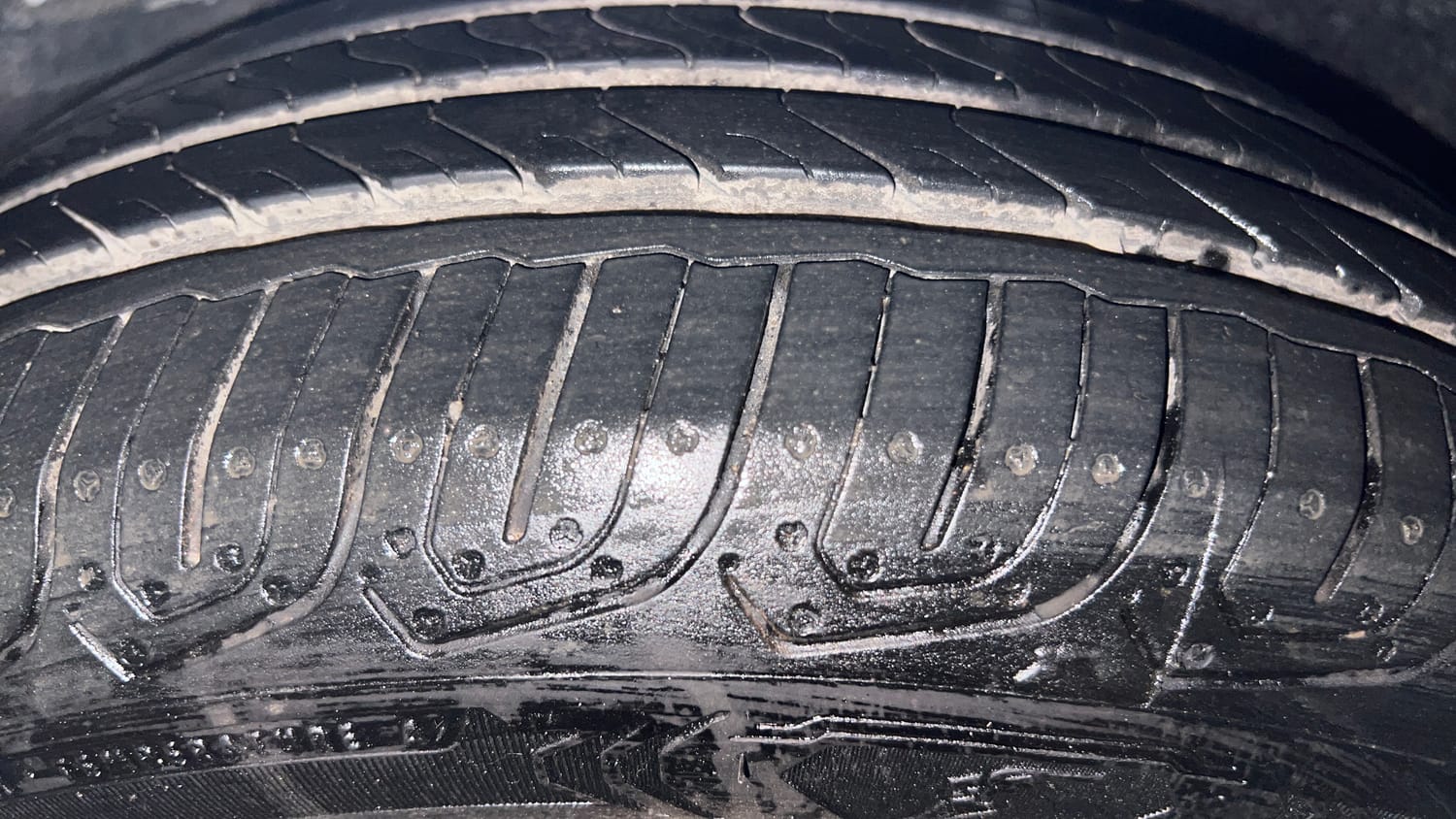 Used 2015 Honda City VX CVT Petrol Automatic tyres LEFT REAR TYRE TREAD VIEW