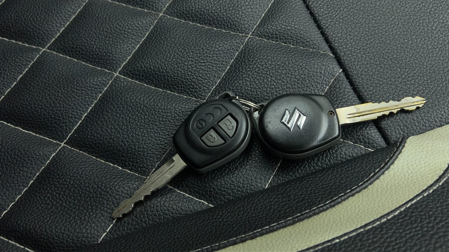 Used 2017 Maruti Suzuki Ignis Delta 1.2 MT Petrol Manual extra CAR KEY VIEW