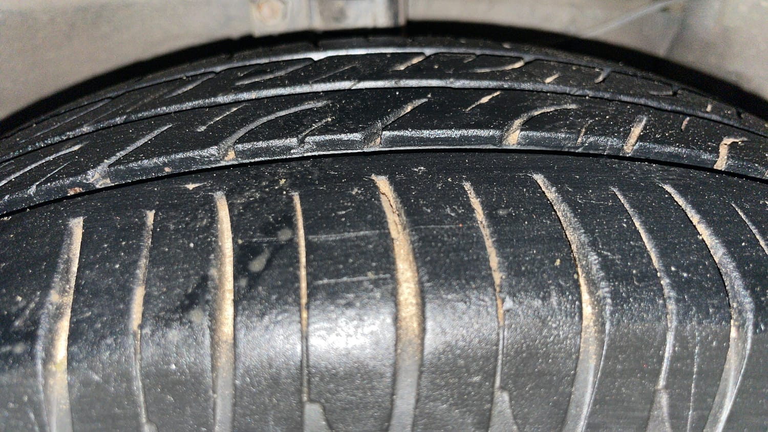 Used 2018 Maruti Suzuki Ciaz Sigma 1.4 MT Petrol Manual tyres RIGHT FRONT TYRE TREAD VIEW