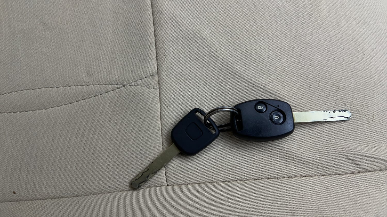 Used 2015 Honda Amaze 1.2 S i-VTEC Petrol Manual extra CAR KEY VIEW