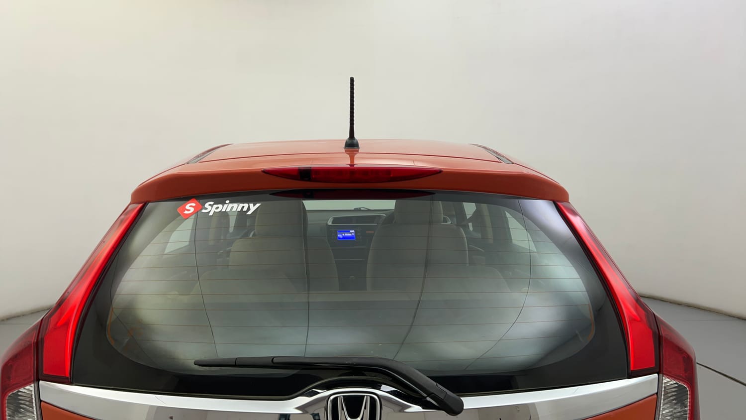 Used 2015 Honda Jazz V Petrol Petrol Manual exterior BACK WINDSHIELD VIEW