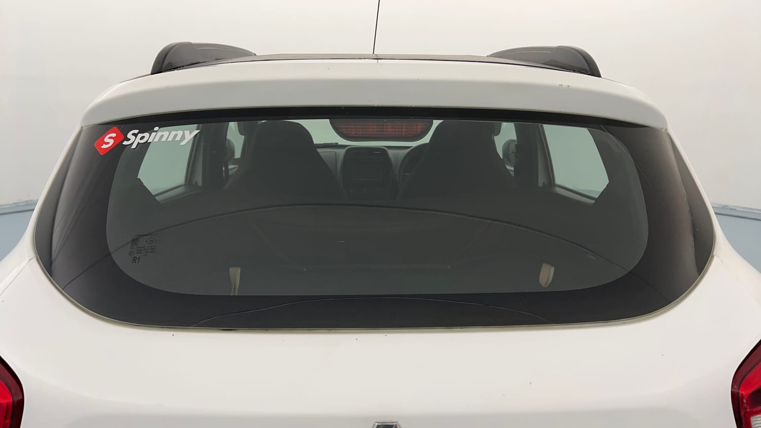 Used 2017 Renault Kwid 1.0 RXT Petrol Manual exterior BACK WINDSHIELD VIEW
