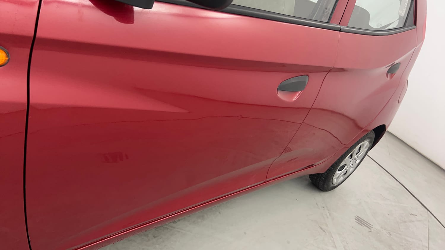 Used 2018 Hyundai Eon Magna + Petrol Manual dents MINOR DENT