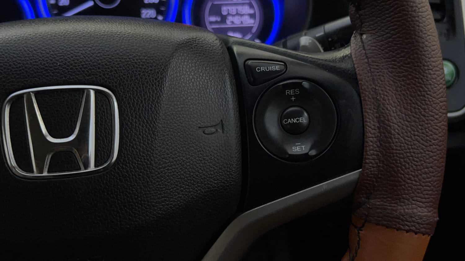 Used 2015 Honda City VX CVT Petrol Automatic top_features Cruise control