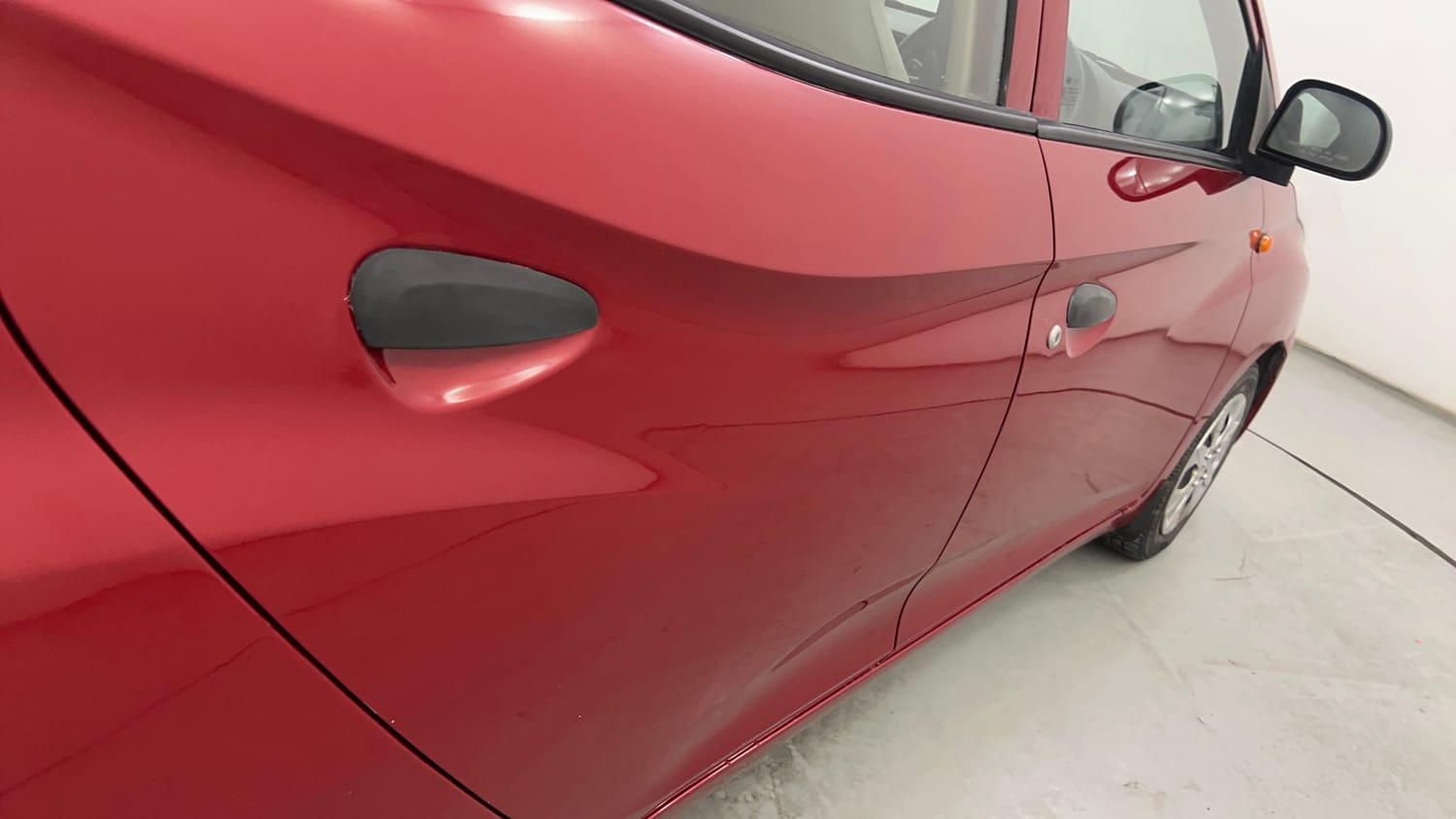 Used 2018 Hyundai Eon Magna + Petrol Manual dents MINOR SCRATCH