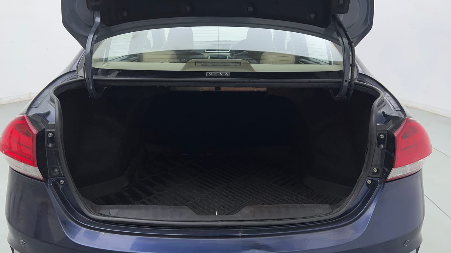 Used 2022 Maruti Suzuki Ciaz Zeta 1.5 Petrol Manual interior DICKY INSIDE VIEW