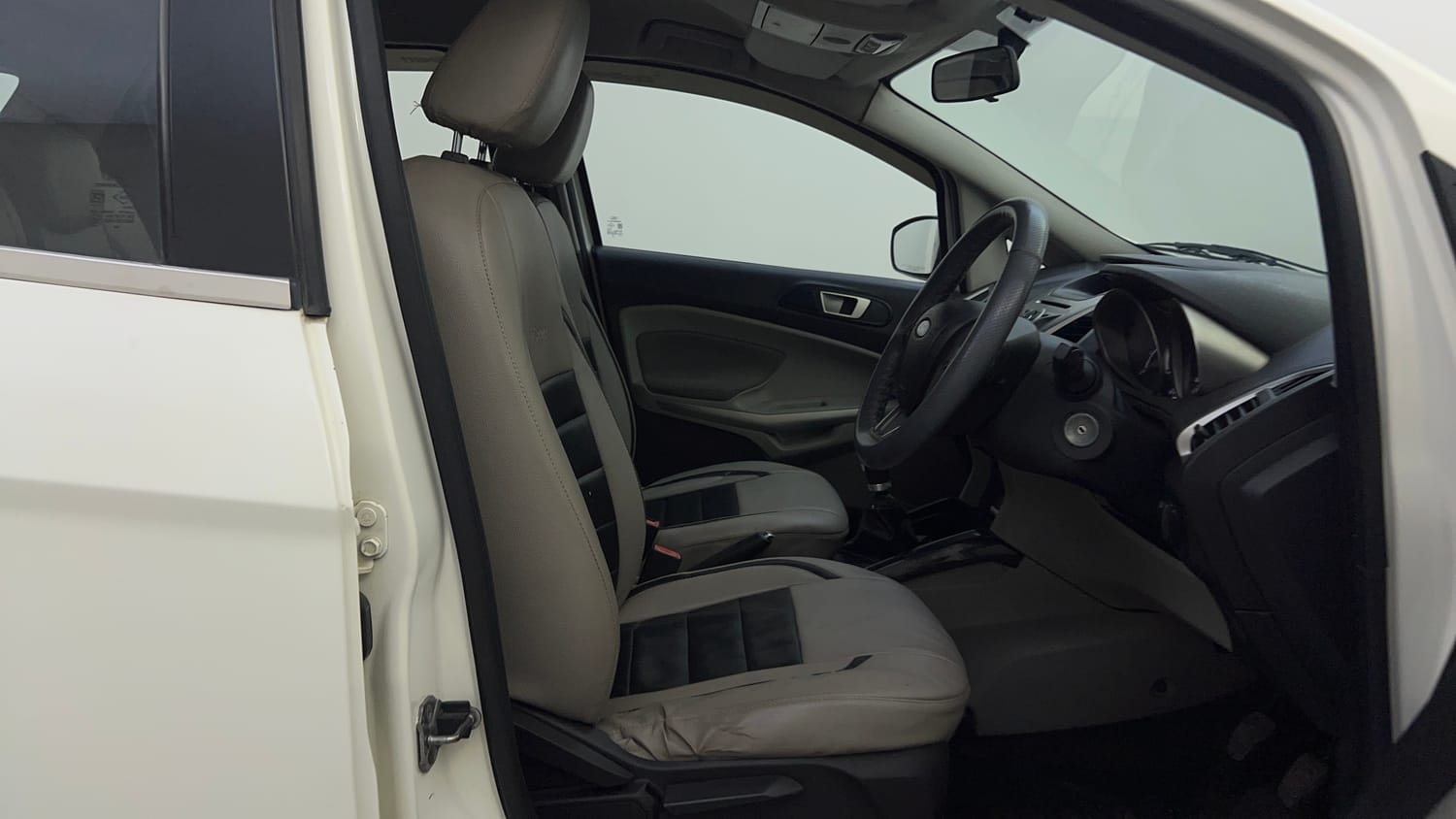 Used 2015 Ford EcoSport Titanium 1.5 TDCi Diesel Manual interior RIGHT SIDE FRONT DOOR CABIN VIEW