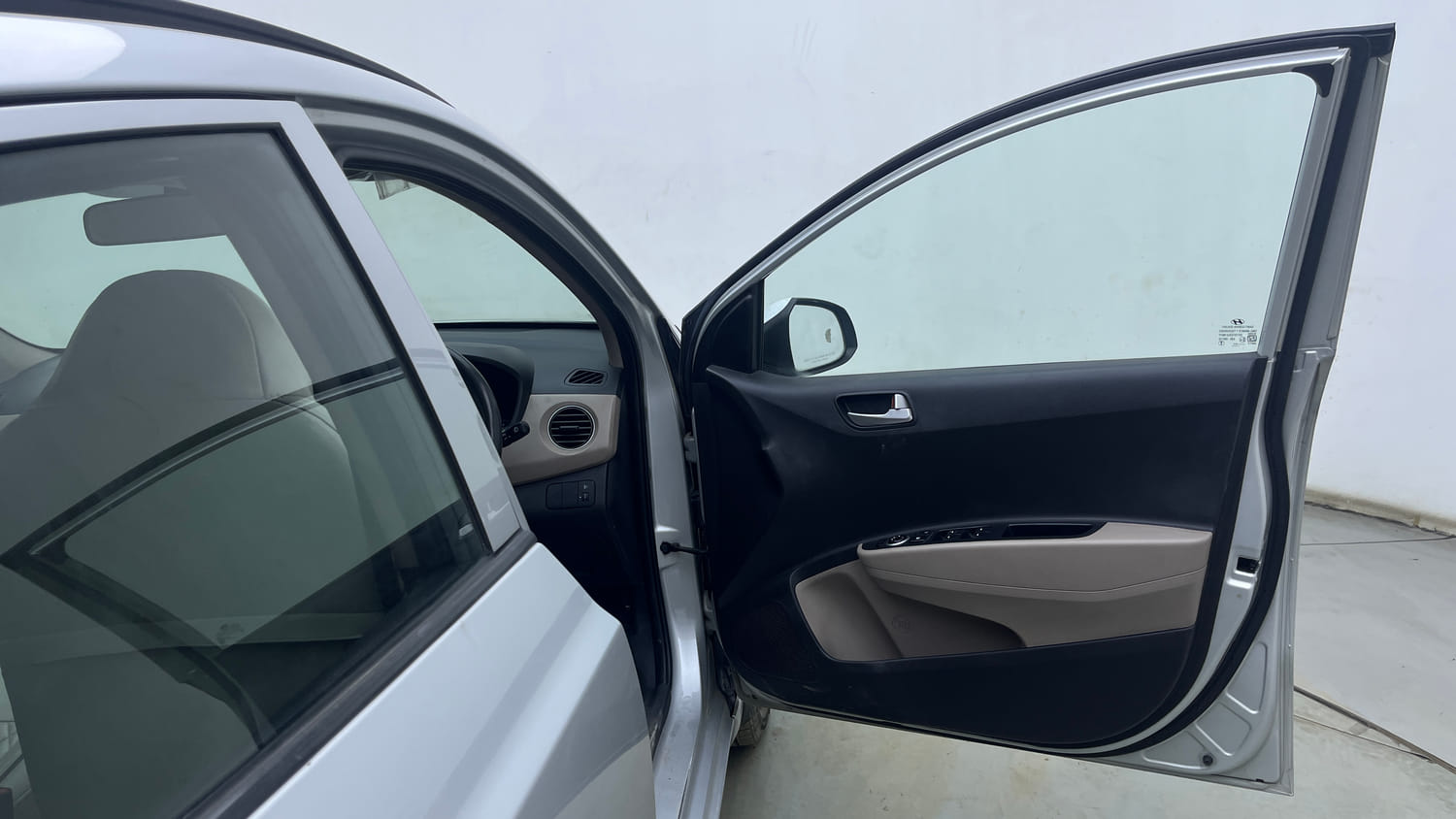 Used 2016 Hyundai Grand i10 Sportz 1.2 Kappa VTVT Petrol Manual interior RIGHT FRONT DOOR OPEN VIEW