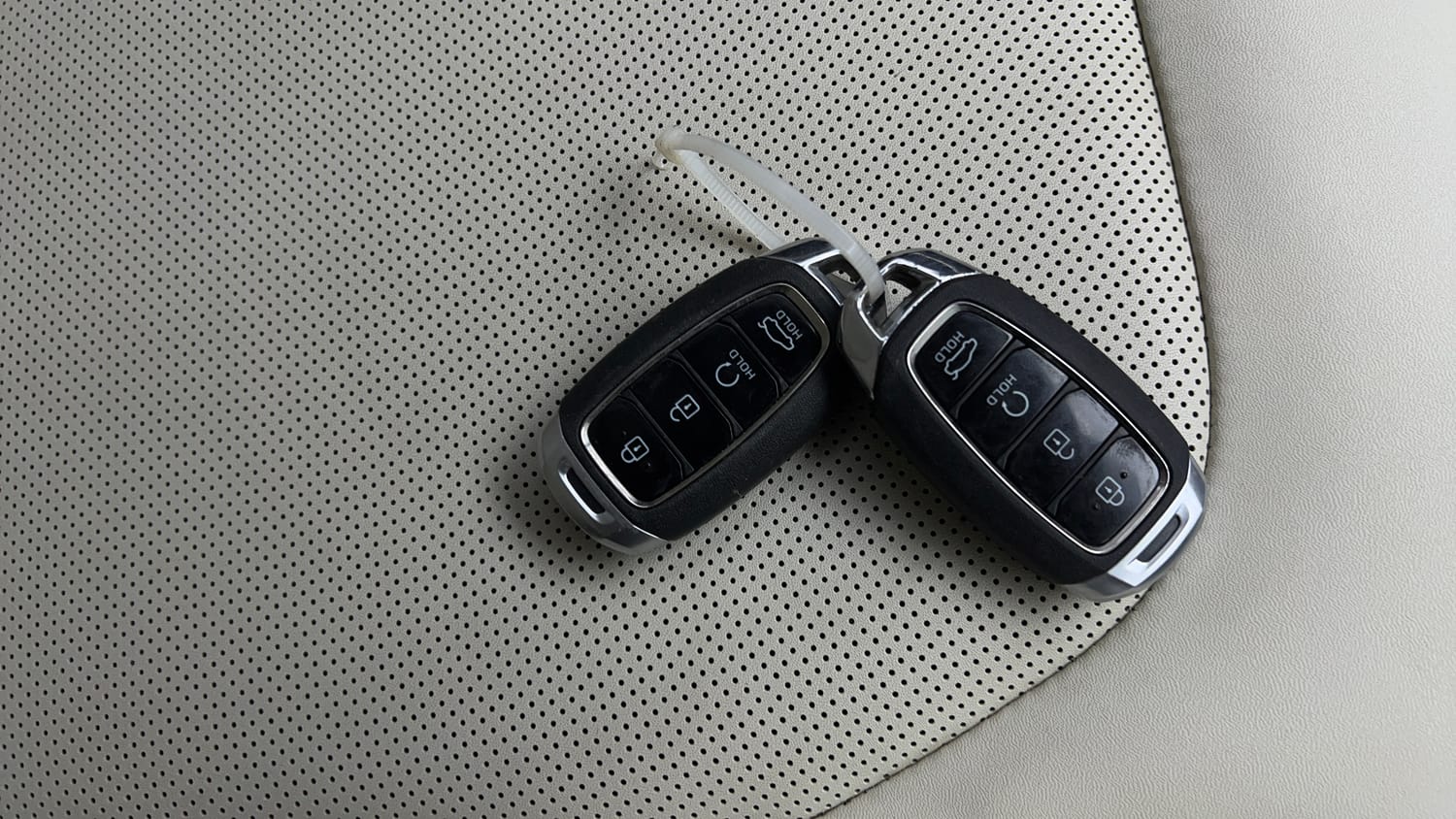 Used 2024 Hyundai Verna SX (O)1.5 Petrol MT Petrol Manual extra CAR KEY VIEW