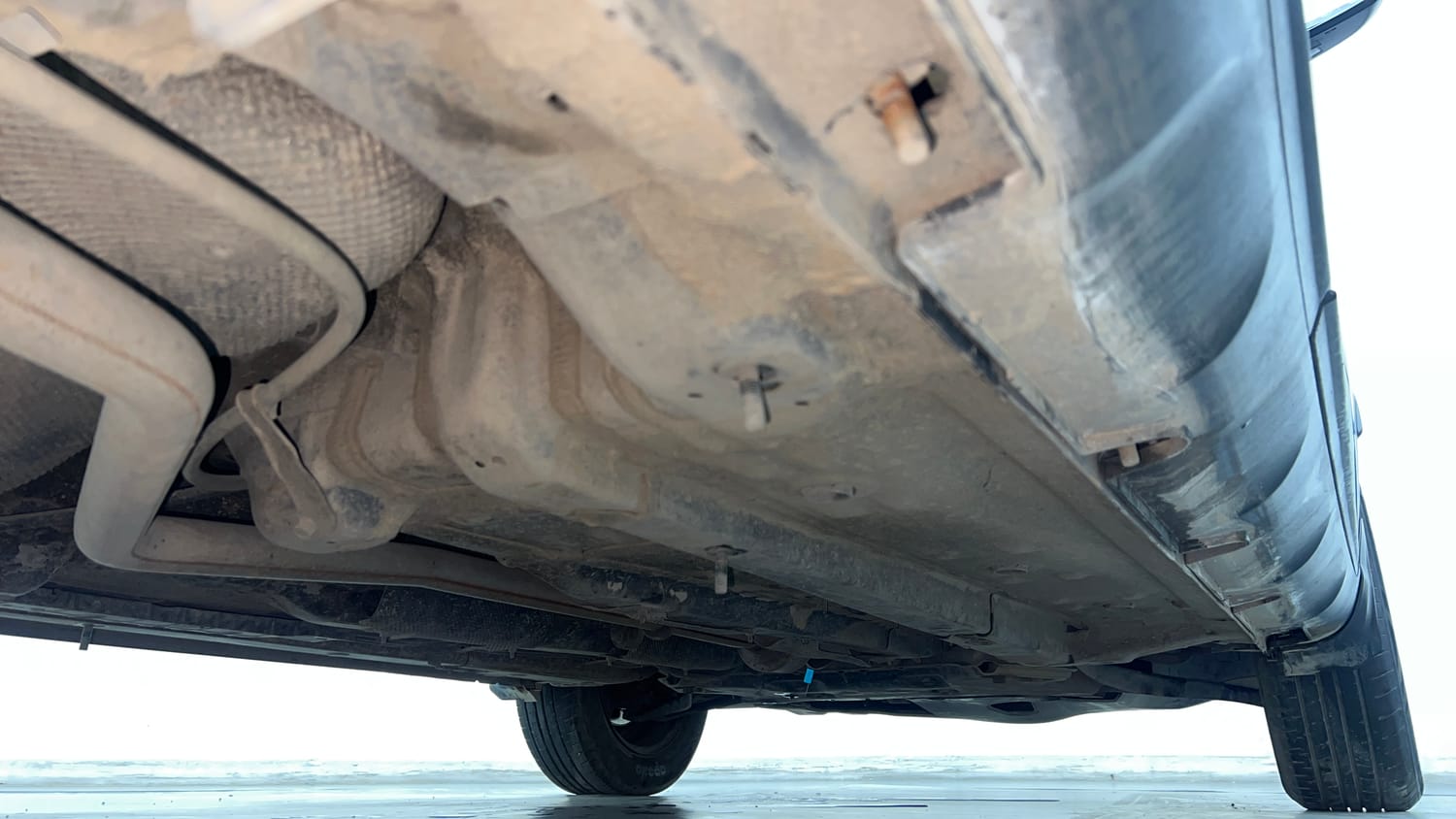 Used 2022 Hyundai Venue SX 1.2 Petrol Petrol Manual extra REAR RIGHT UNDERBODY VIEW