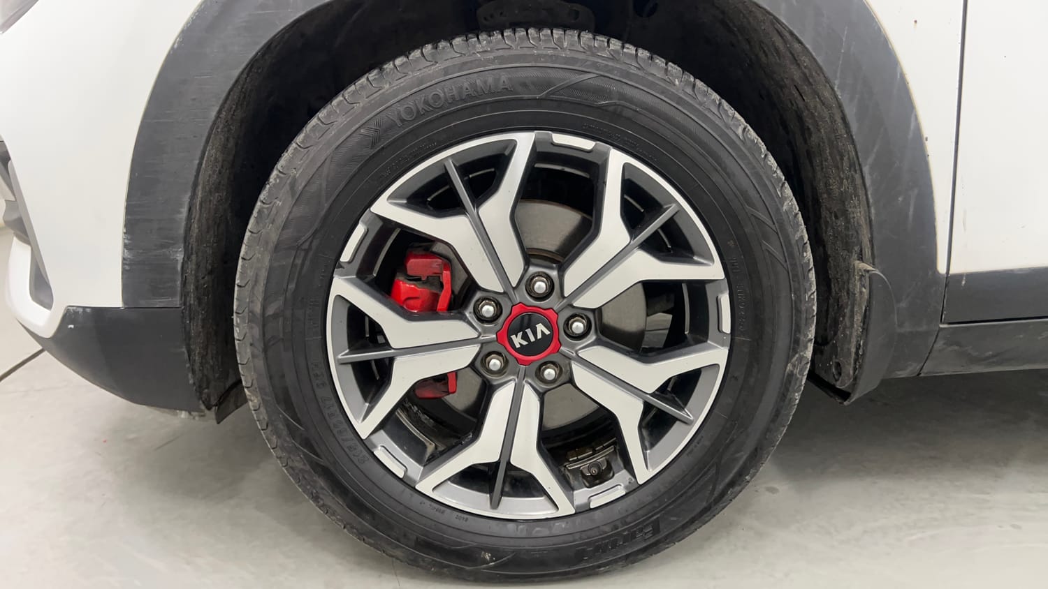 Used 2020 Kia Seltos GTX Plus AT 1.5 Diesel Diesel Automatic tyres LEFT FRONT TYRE RIM VIEW