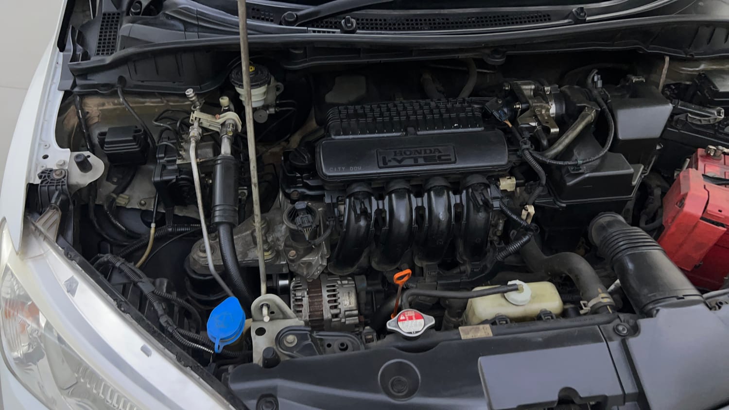 Used 2015 Honda City VX CVT Petrol Automatic engine ENGINE RIGHT SIDE VIEW