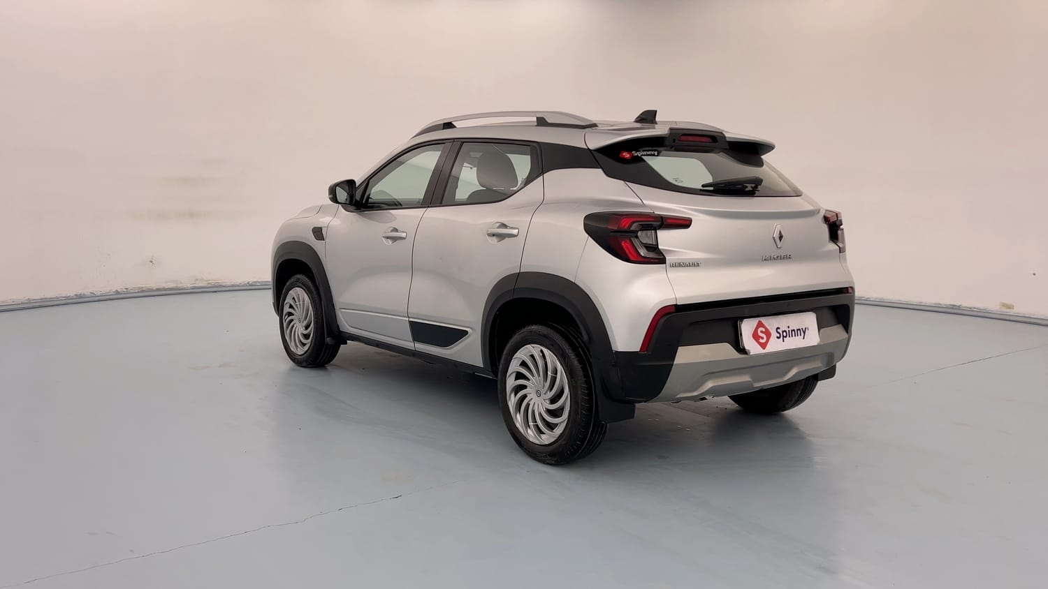 Used 2021 Renault Kiger RXT MT Petrol Manual exterior LEFT REAR CORNER VIEW
